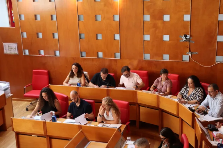 El PSOE acusa a Fulgencio Gil de fulminar los ahorros del Ayuntamiento de Lorca para cubrir un “despilfarro” de 3,5 millones en 2024