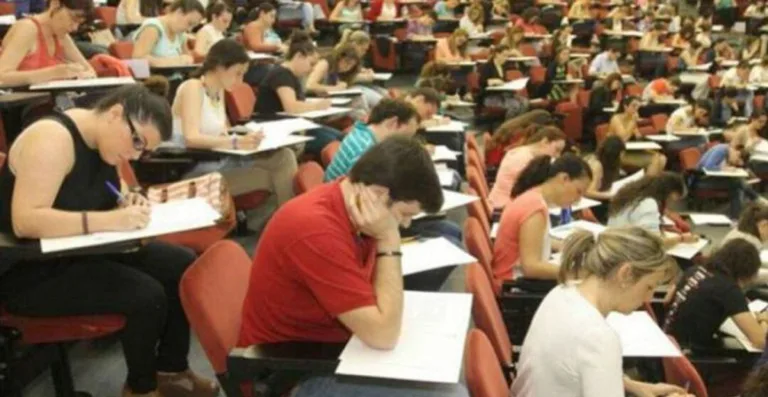 El PSOE reclama una reforma urgente del sistema de acceso docente tras el “fracaso” de las oposiciones en la Región