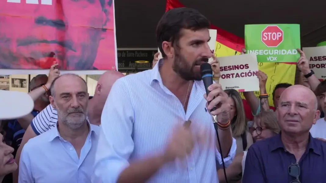 CCOO pide a la Fiscalía que actúe de oficio contra Antelo por delito de odio tras los disturbios racistas de Torre Pacheco CCOO pide a la Fiscalía que actúe de oficio contra Antelo por delito de odio tras los disturbios racistas de Torre Pacheco