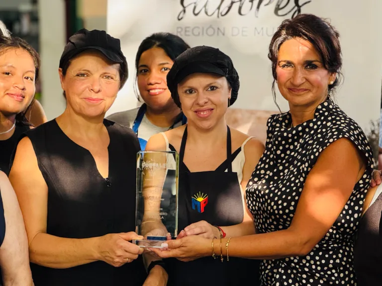 El crespillo mediterráneo de Merendero Padilla triunfa en las segundas jornadas “Fortaleza Street Tapas” de Lorca