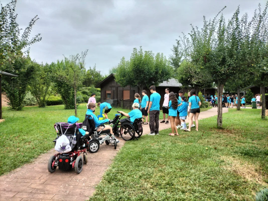 fotos dia 2 campamento (3) ASPAYM lanza un campamento inclusivo para más de 120 niños y niñas en El Bierzo