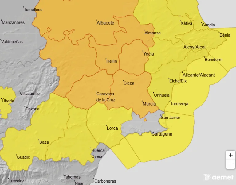 La AEMET activa avisos de nivel naranja por lluvias y tormentas en varias comarcas de la Región de Murcia.