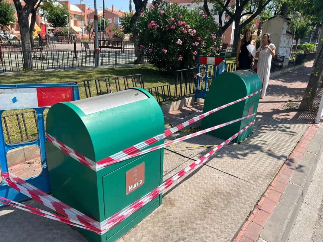 El PSOE exige al Gobierno de Ballesta la reparación urgente de contenedores soterrados y mejoras en la limpieza de barrios y pedanías El PSOE exige al Gobierno de Ballesta la reparación urgente de contenedores soterrados y mejoras en la limpieza de barrios y pedanías
