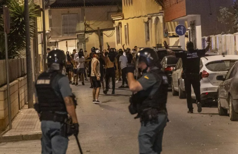 CCOO exige una respuesta inmediata del Estado ante la violencia racista desatada en Torre Pacheco