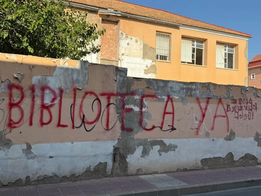 El PSOE acusa al PP de bloquear proyectos esenciales y poner en riesgo el futuro de El Palmar