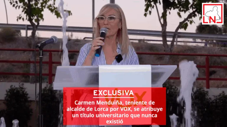 Carmen Menduiña, teniente de alcalde de Lorca por VOX, se atribuye un título universitario que nunca existió
