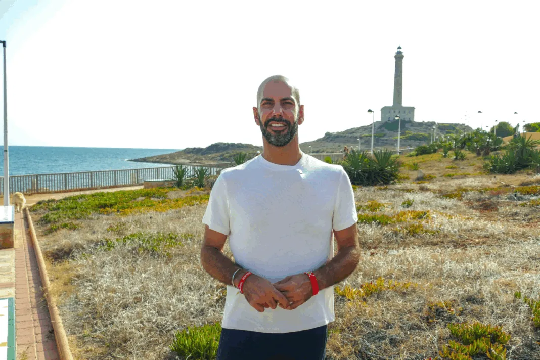 Pencho El PSOE denuncia la falta de infraestructuras y el abandono de Cabo de Palos en plena temporada turística