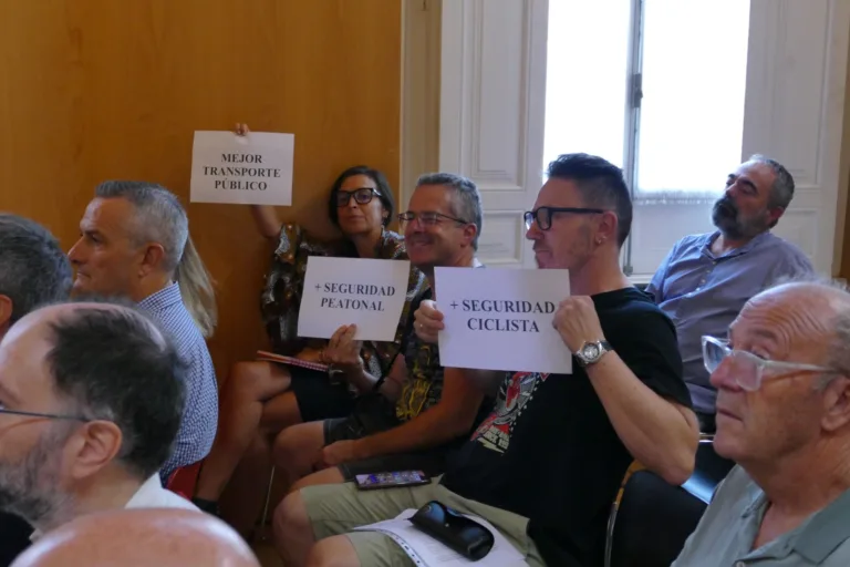 Manolo Torres denuncia que PP y Vox abandonan la movilidad y la accesibilidad en Cartagena