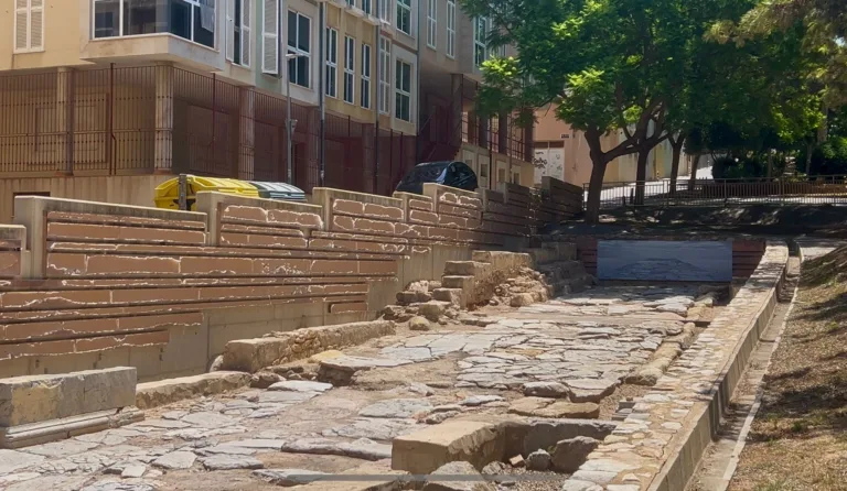 El PSOE exige la limpieza y puesta en valor de la calzada romana del bulevar José Hierro en Cartagena