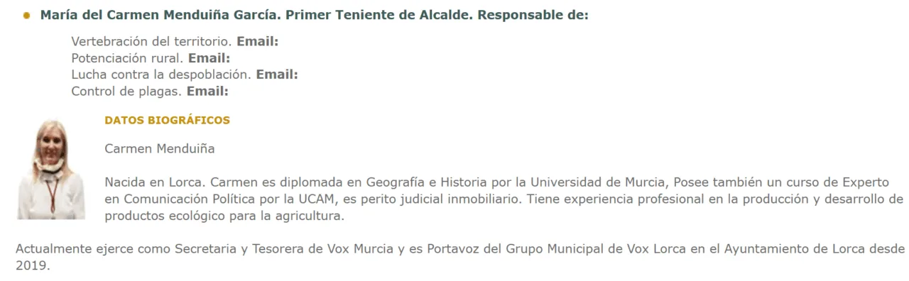 Carmen Menduiña, teniente de alcalde de Lorca por VOX, se atribuye un título universitario que nunca existió Carmen Menduiña, teniente de alcalde de Lorca por VOX, se atribuye un título universitario que nunca existió