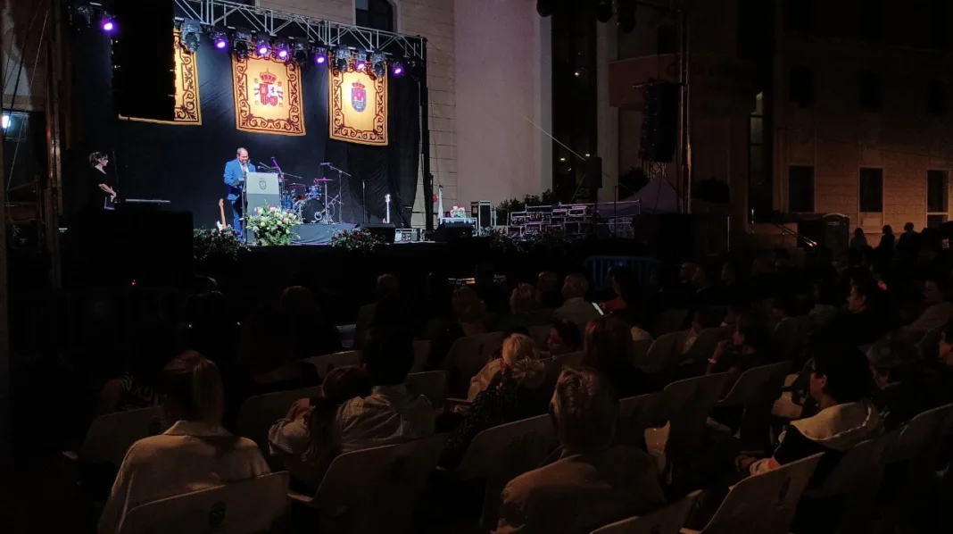 Los Alcázares aprueba por unanimidad el nuevo reglamento del Premio Alkázar