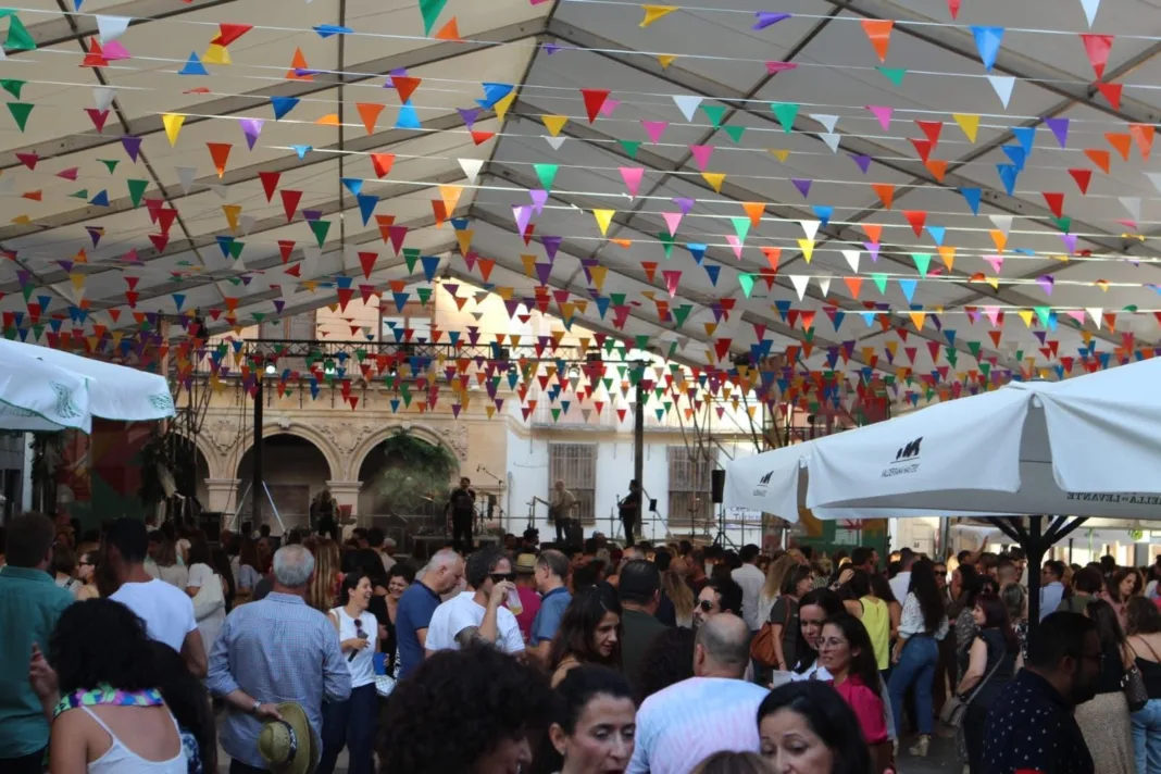 El PSOE de Lorca presenta un plan alternativo para la Feria y critica la dejadez de Gil El PSOE de Lorca presenta un plan alternativo para la Feria y critica la dejadez de Gil