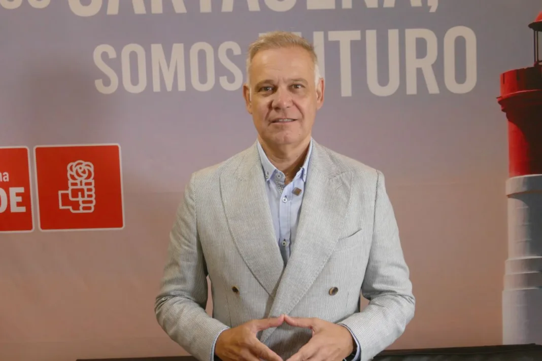 El PSOE denuncia que el Ayuntamiento de Cartagena acumula 962 facturas impagadas por 11,3 millones de euros El PSOE denuncia que el Ayuntamiento de Cartagena acumula 962 facturas impagadas por 11,3 millones de euros