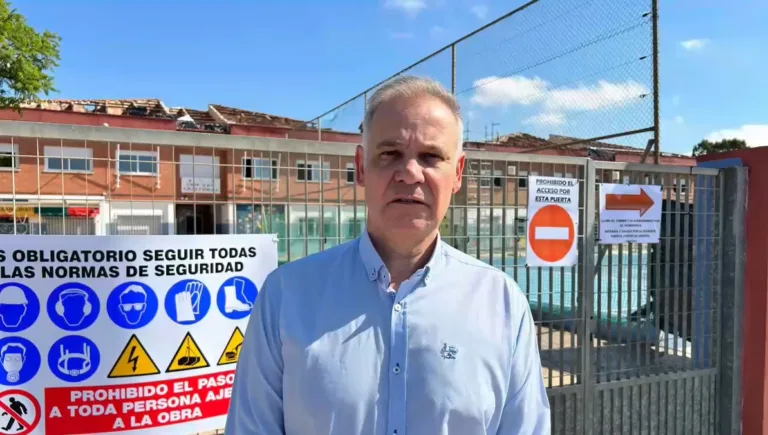 El PSOE exige un plan de seguridad para garantizar la actividad docente en el CEIP San Cristóbal