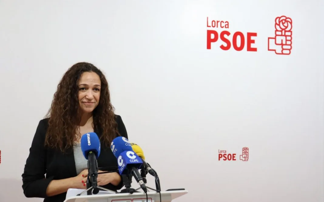 Casalduero acusa a Fulgencio Gil de condenar a Lorca a la “Tercera División” sanitaria