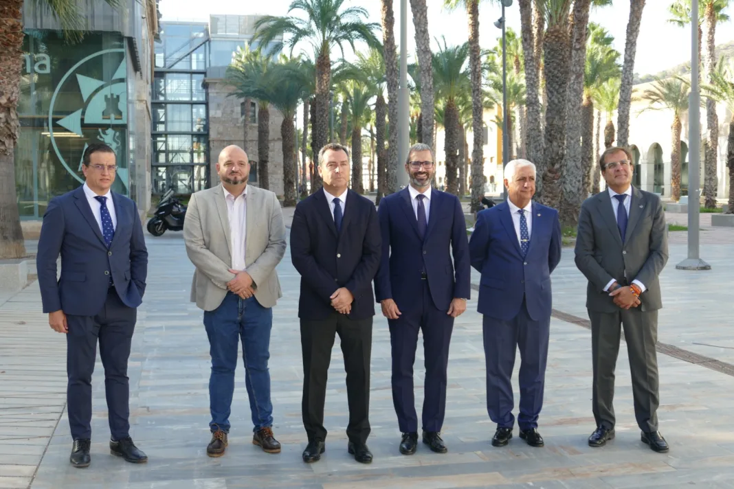 El Gobierno reafirma la inversión de 300 millones para modernizar el Puerto de Cartagena El Gobierno reafirma la inversión de 300 millones para modernizar el Puerto de Cartagena