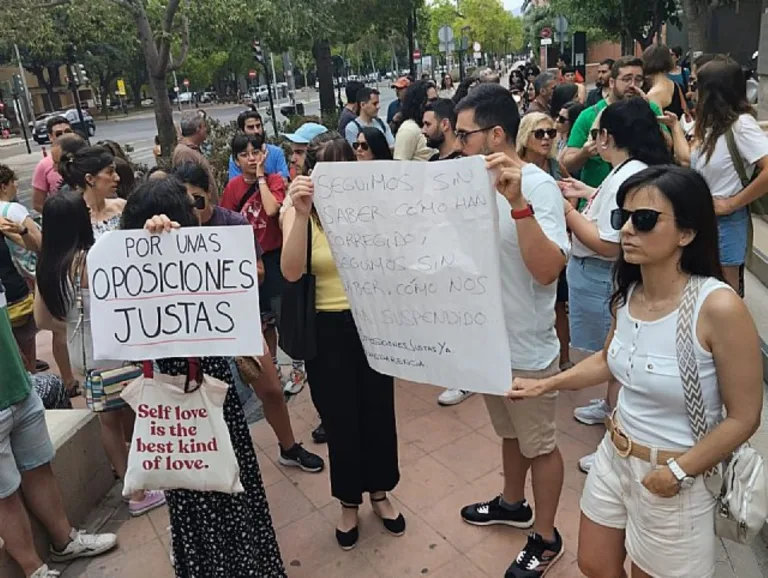 CCOO Enseñanza valora positivamente el cambio de actitud de la Consejería de Educación respecto a las oposiciones docentes