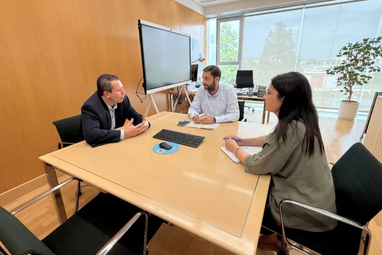 Mula refuerza su apuesta turística con el apoyo del ITREM para impulsar el proyecto MulaFlor