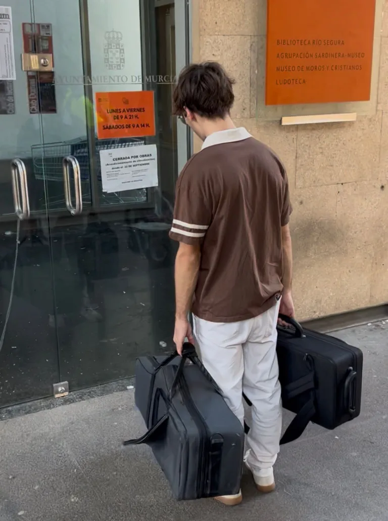 El PSOE denuncia el cierre de bibliotecas municipales y la falta de personal en Murcia