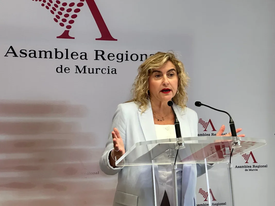 FOTO_CarminaFernández Carmina Fernández acusa al PP de “chapuza” en Portmán y a López Miras de “inacción” ante las lluvias torrenciales
