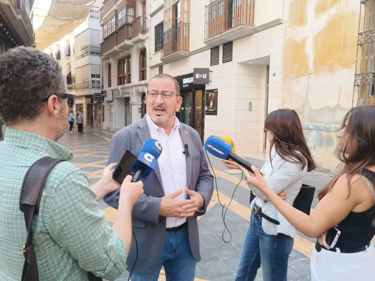 El PSOE denuncia que el PP mantiene sin aplicar la ordenanza de patinetes en Lorca