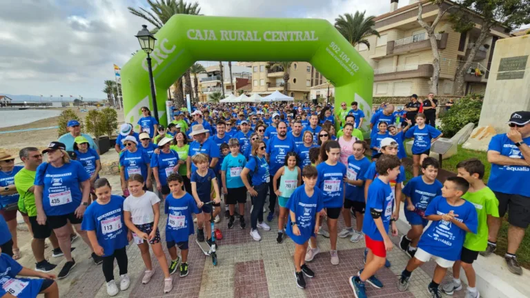 Los Alcázares reúne a 900 personas en una nueva edición de la Marcha contra el Cáncer