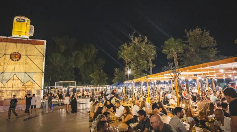 Murcia se bebe el Oktoberfest: más de 40.000 litros de cerveza en once días
