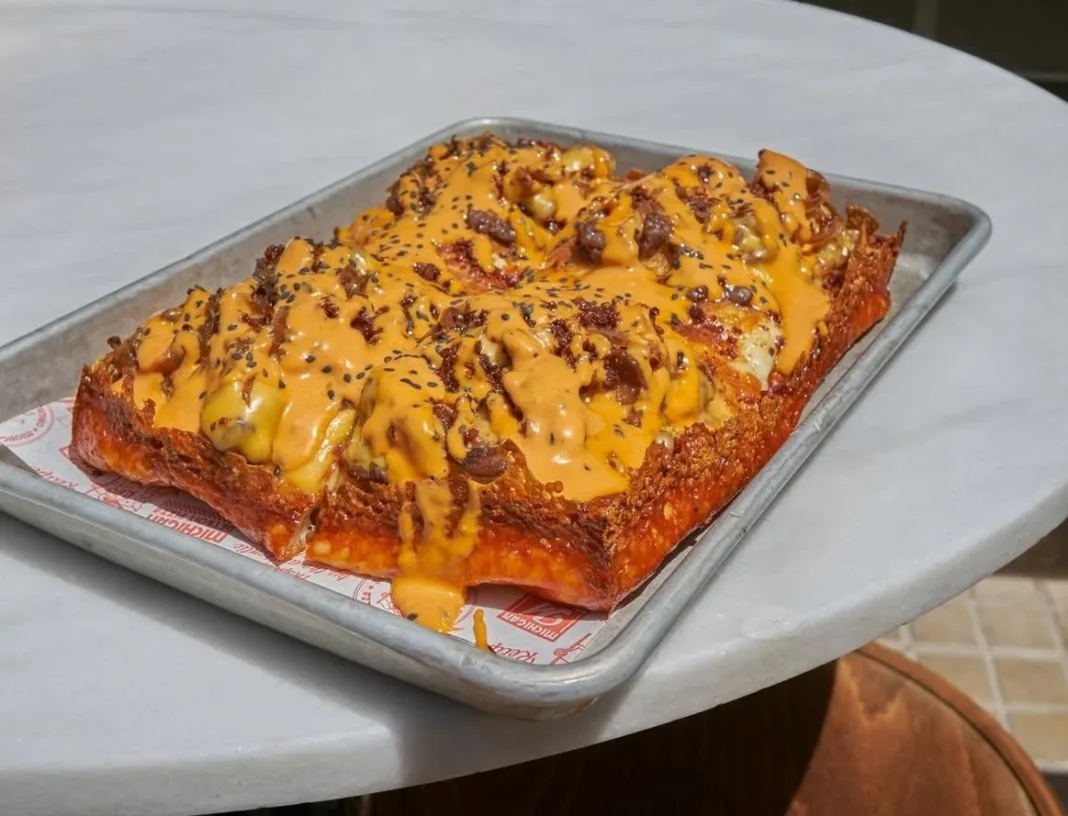 El restaurante Michigan Detroit gana el “Pizza Combat Murcia” con su innovadora receta de hamburguesa americana en formato pizza