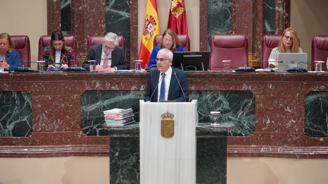 El PSOE logra que la Asamblea rechace las cuentas generales de la Comunidad entre 2015 y 2021