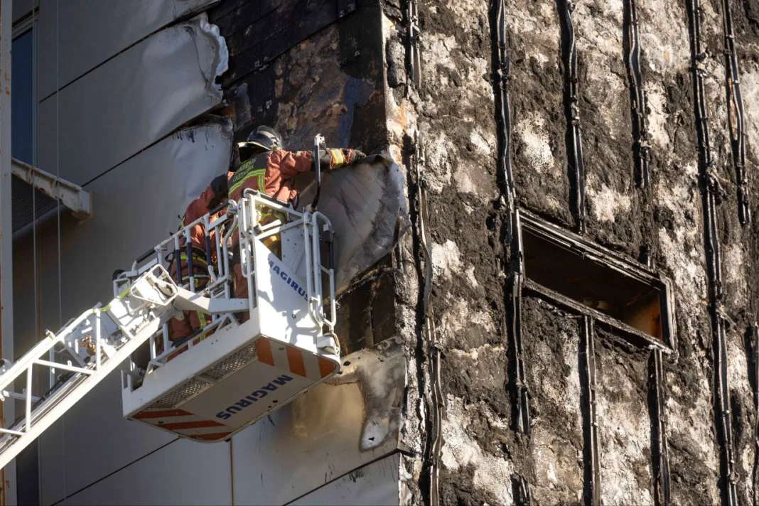 El PSOE exige revisar los protocolos de seguridad de los hospitales de Cartagena tras el incendio en Santa Lucía El PSOE exige revisar los protocolos de seguridad de los hospitales de Cartagena tras el incendio en Santa Lucía