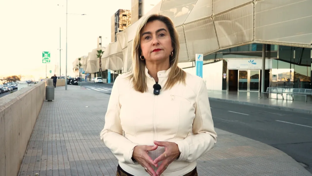 FOTO_CarminaFernández El PSOE acusa a López Miras de “poner en riesgo vidas” tras fallar las alarmas y el protocolo en el incendio del Hospital Santa Lucía