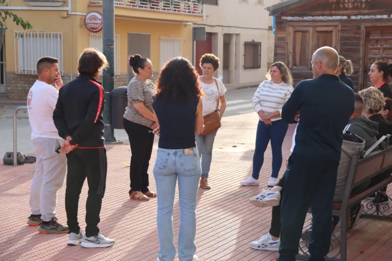 El PSOE de Lorca denuncia el riesgo diario que sufren los alumnos por el mal estado del autobús escolar de La Parroquia