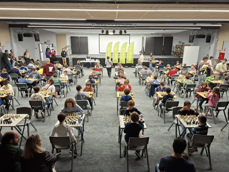 El ajedrez se afianza como motor educativo en la Región de Murcia