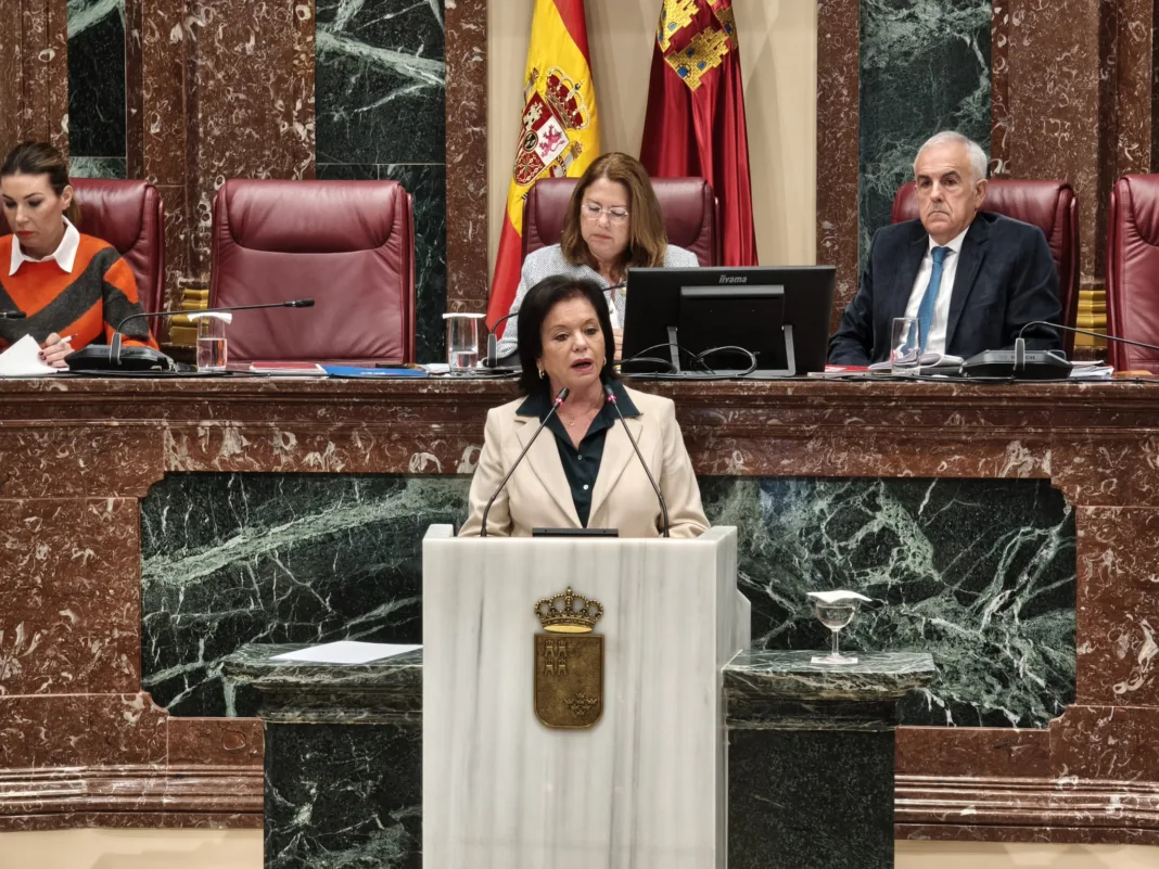 PP y Vox bloquean en la Asamblea Regional un acto para conmemorar los 50 años de libertad y democracia en España PP y Vox bloquean en la Asamblea Regional un acto para conmemorar los 50 años de libertad y democracia en España