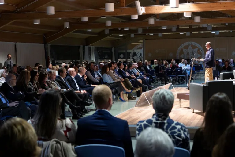 Más de 450 personas arropan el proyecto ‘Respira la vida–Family Place’, el primer espacio oncológico humanizado financiado por la ciudadanía en España