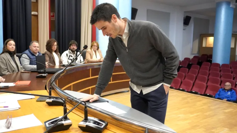 Jesús Ramón Alcaraz se incorpora como nuevo concejal del Ayuntamiento de Los Alcázares