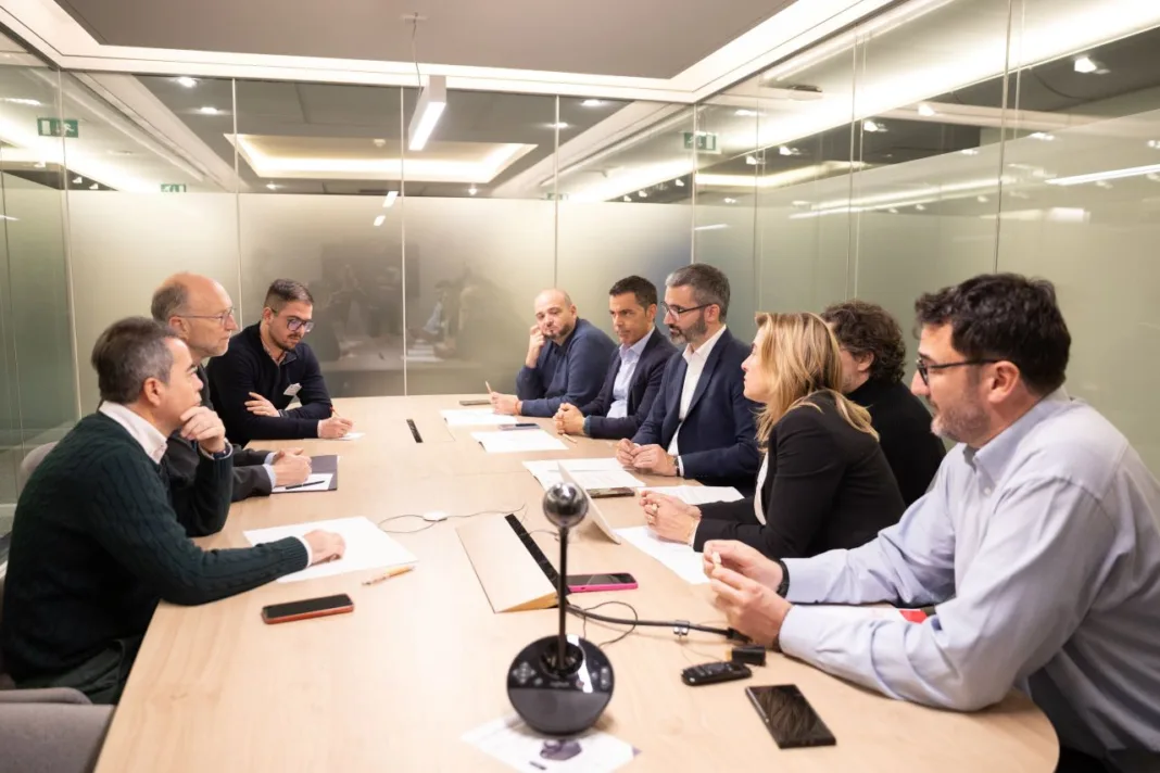 Lucas acusa a López Miras de “falta de ambición” y exige destinar muchos más fondos FEDER a vivienda antes del 31 de diciembre