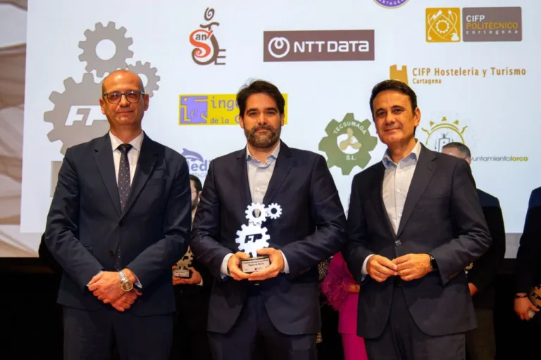 SABIC, reconocida en los III Premios a la Excelencia en Formación Profesional de la Región por su impulso al talento joven