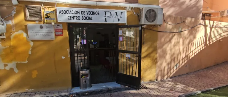 El PSOE denuncia que el PP deja inaccesible el Centro Social de La Viña y exige una adaptación inmediata