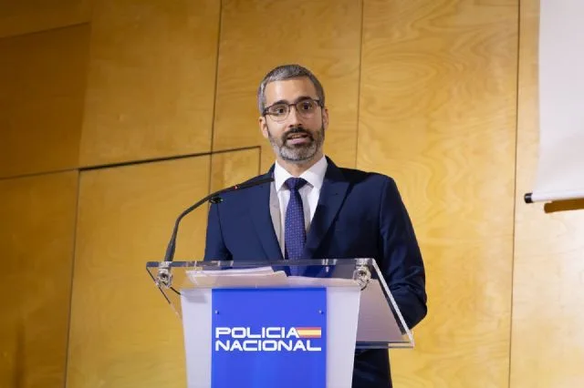 Lucas reafirma el compromiso del Gobierno de España y la Policía Nacional con Cartagena en su 202 aniversario Lucas reafirma el compromiso del Gobierno de España y la Policía Nacional con Cartagena en su 202 aniversario