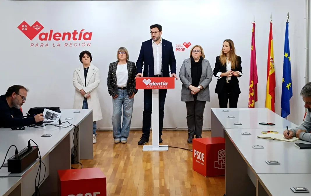 El PSOE de Murcia fija vivienda, movilidad y equidad territorial como prioridades para 2026