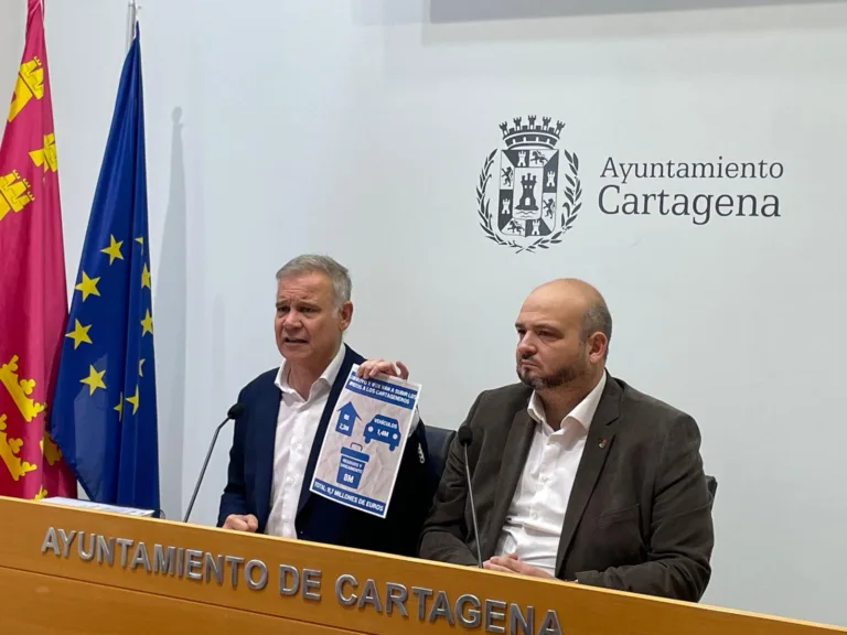 El PSOE tumba los presupuestos de PP y Vox en Cartagena por irreales y antisociales