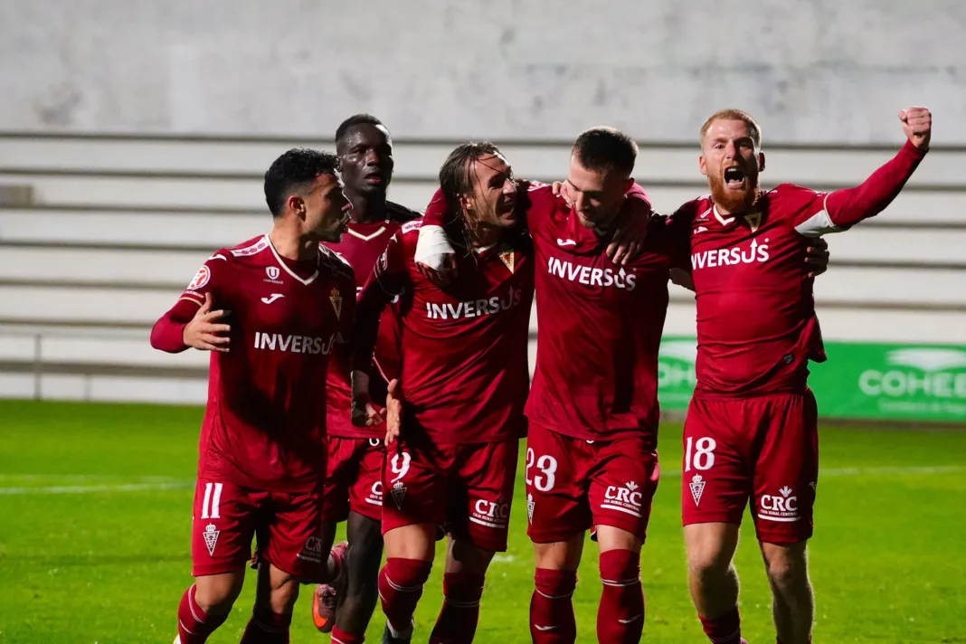 Clásico con aroma a ascenso en el Enrique Roca: Real Murcia y Hércules reavivan un derbi histórico