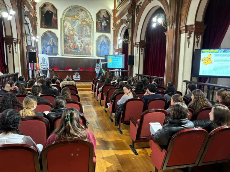 Charlas de salud mental en institutos: 2.199 estudiantes y docentes participaron en la Región