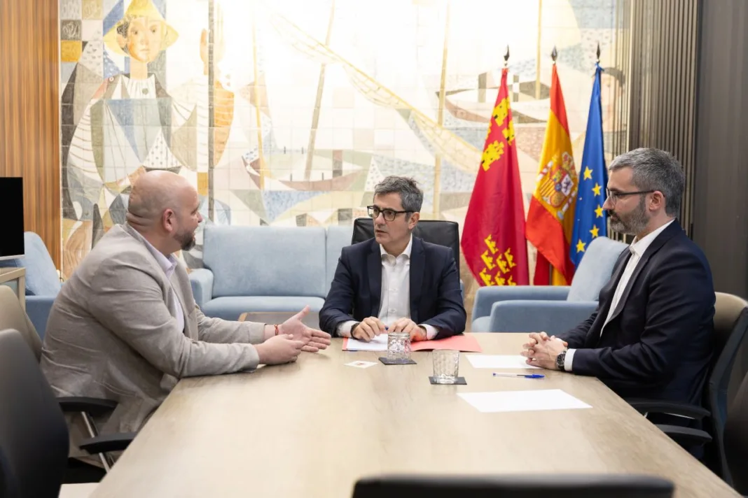 FOTO MANOLO Y BOLAÑOS (002) Ciudad de la Justicia en Cartagena, seis años de retraso por la cesión del suelo