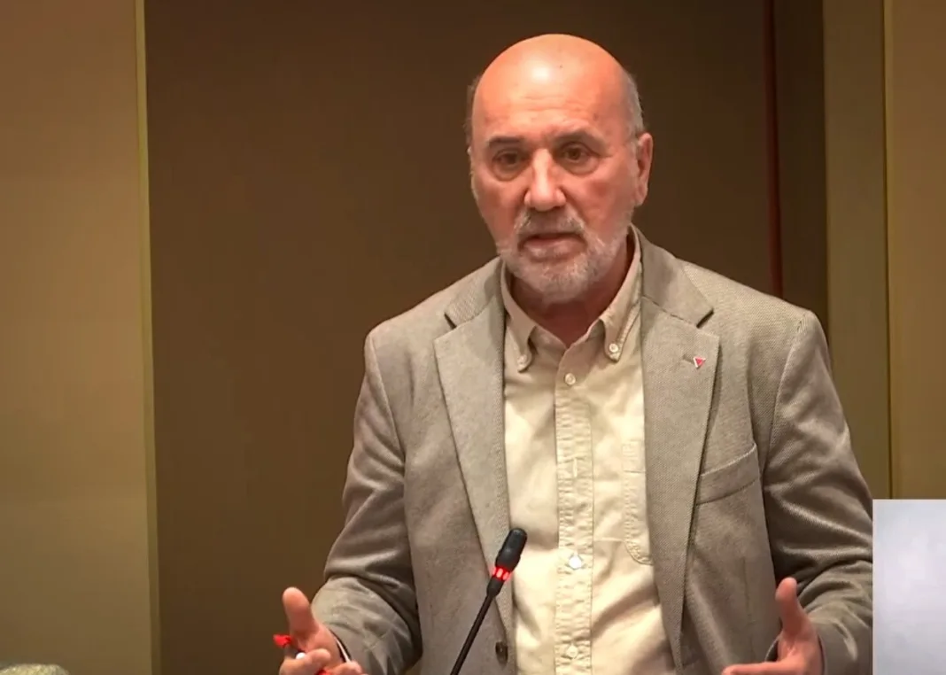 IU-Verdes carga contra López Miras por 15 años con el convenio de sanidad privada caducado IU-Verdes carga contra López Miras por 15 años con el convenio de sanidad privada caducado