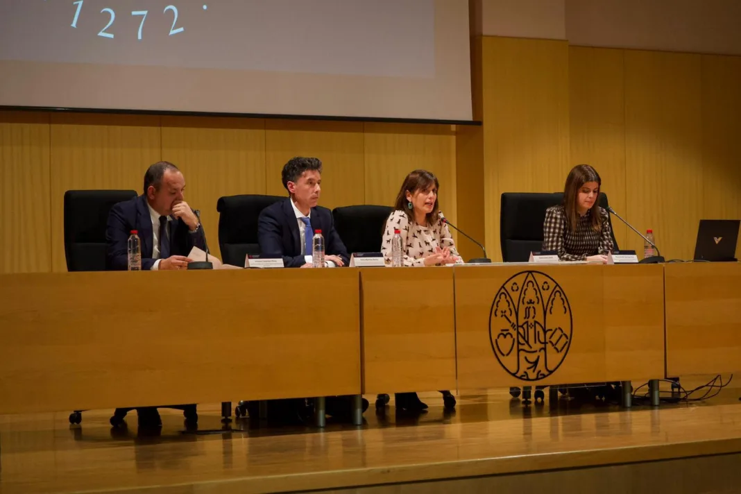 La UMU supera los 1.700 participantes diarios con sus microcredenciales para docentes