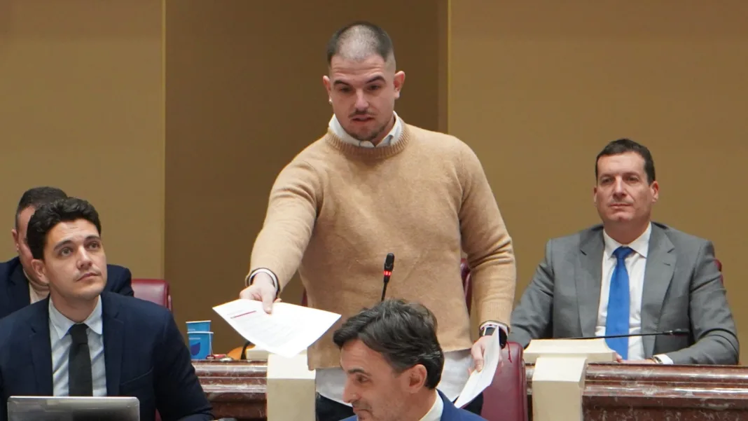 El PSOE exige saber “dónde está” el Bono Alquiler Joven y amenaza con ir a los tribunales