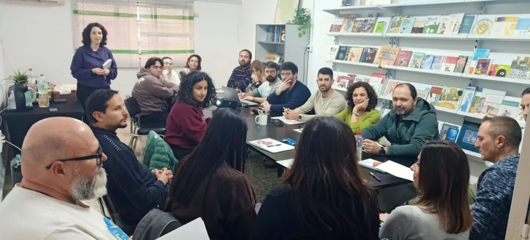FAPA-RM convoca jornadas para exigir escuelas saludables ante calor y contaminación