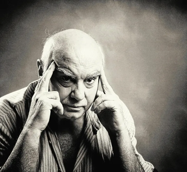 Alcantarilla debate dos mociones de Lara Hernández sobre teatro y reinas de La Bruja